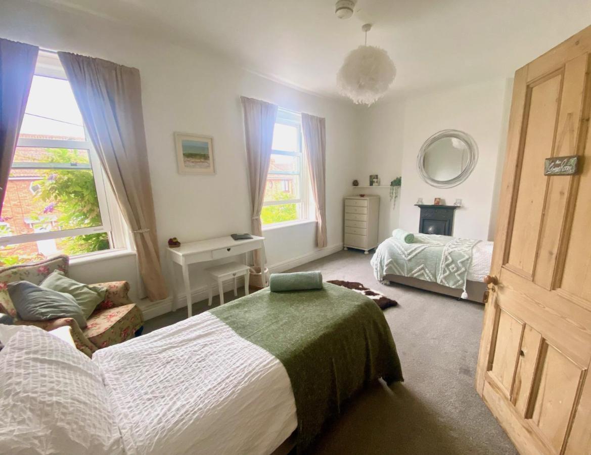 The Dragonfly Bnb, Glastonbury Exterior photo