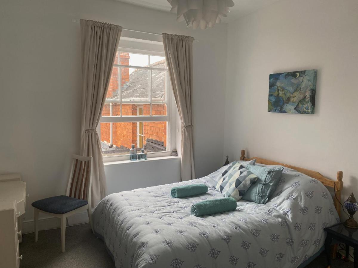 The Dragonfly Bnb, Glastonbury Exterior photo