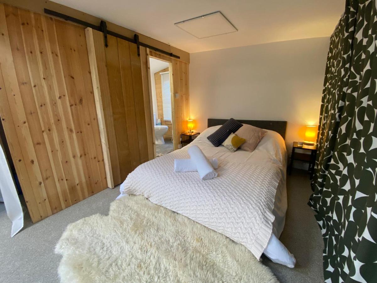 The Dragonfly Bnb, Glastonbury Exterior photo