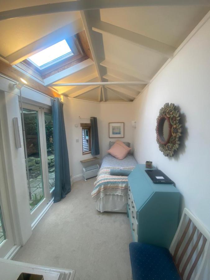 The Dragonfly Bnb, Glastonbury Exterior photo